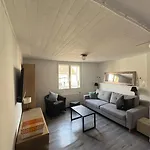 Maison Pecheur Renovee Au Centre De *