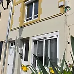 Maison Pecheur Renovee Au Centre De *