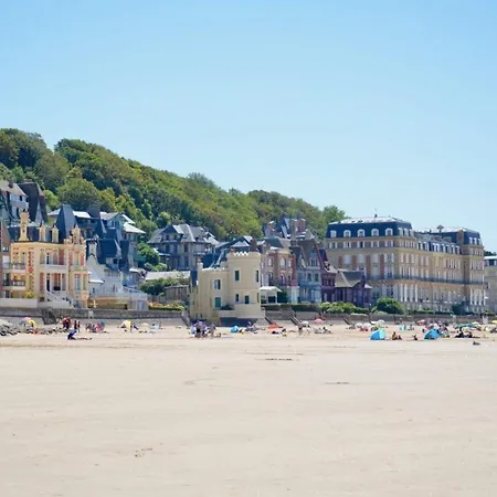 Maison Pecheur Renovee Au Centre De * Trouville-sur-Mer